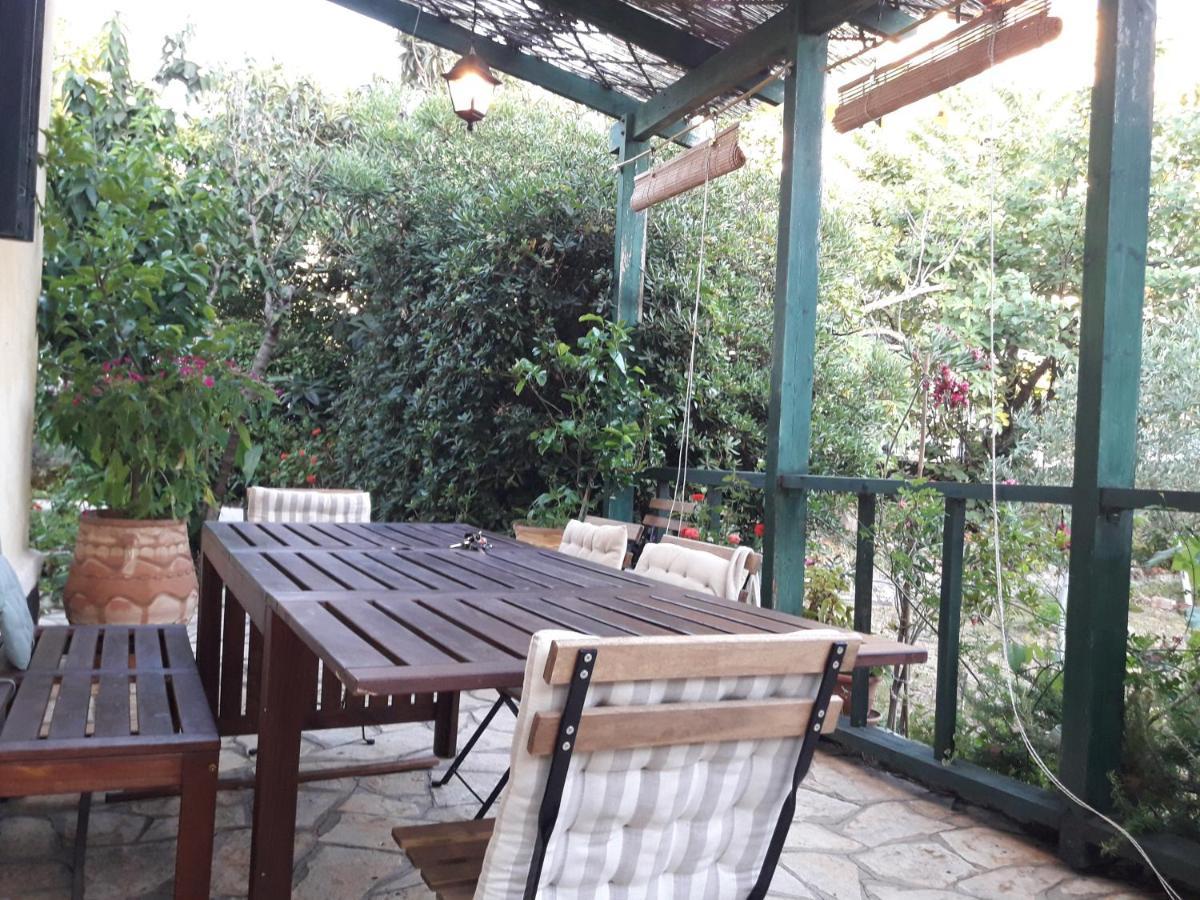 Вілла Garden House In Corfu Corfu  Екстер'єр фото